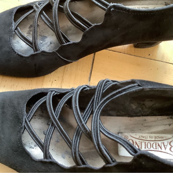 Bandolino Suede Shoes - Picture 8 of 10